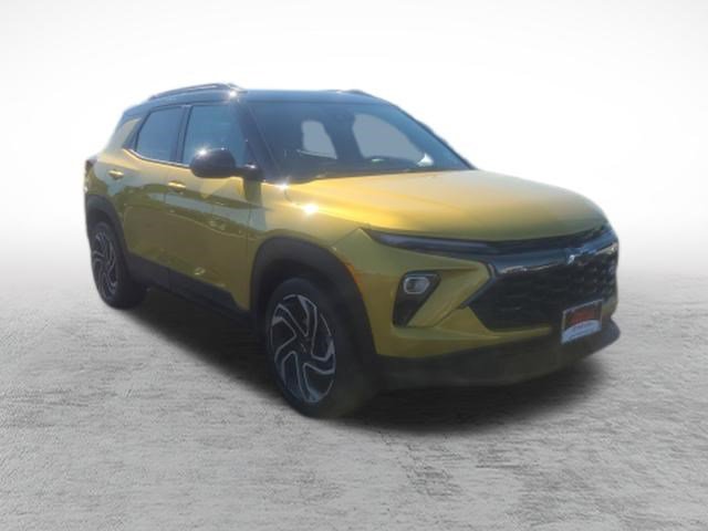 Used 2024 Chevrolet TrailBlazer RS w/ Convenience Package FWD image 3