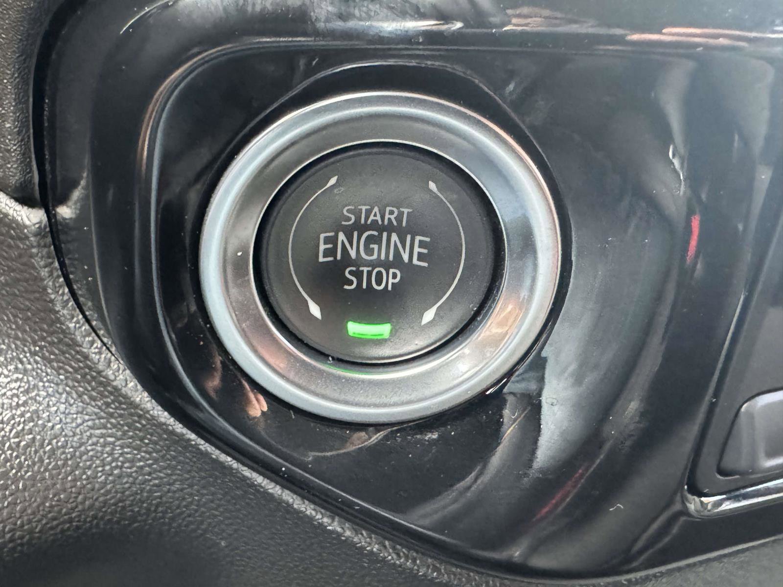 Used 2025 GMC Sierra 1500 Elevation image 30