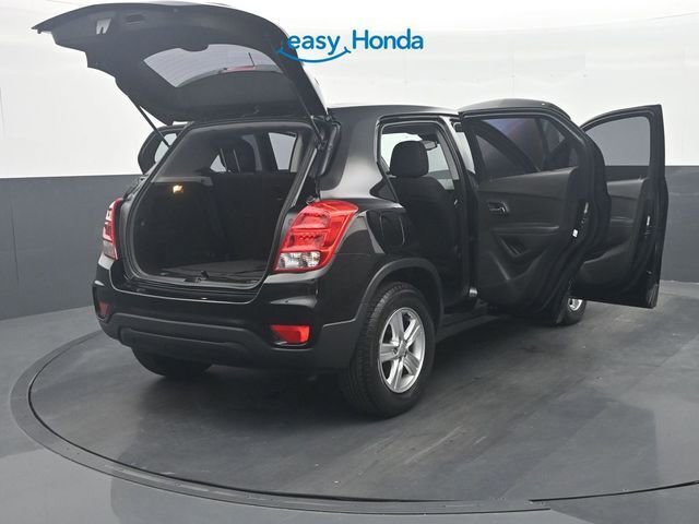 Used 2020 Chevrolet Trax LS image 39