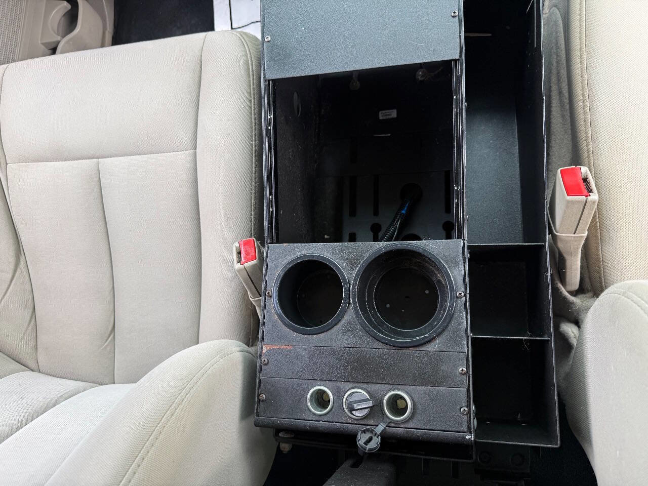 Used 2014 Ford Expedition XL RWD image 19