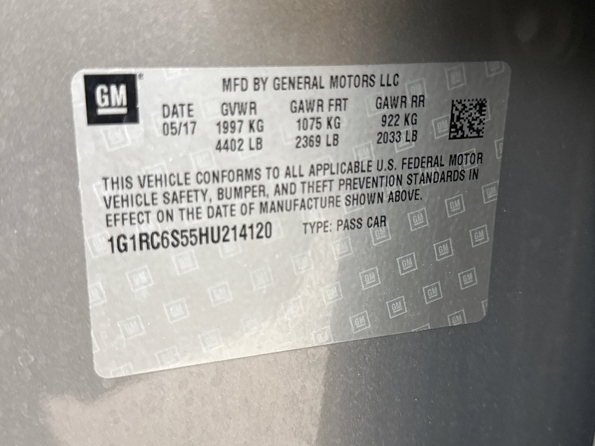 Used 2017 Chevrolet Volt LT w/ Comfort Package FWD image 12