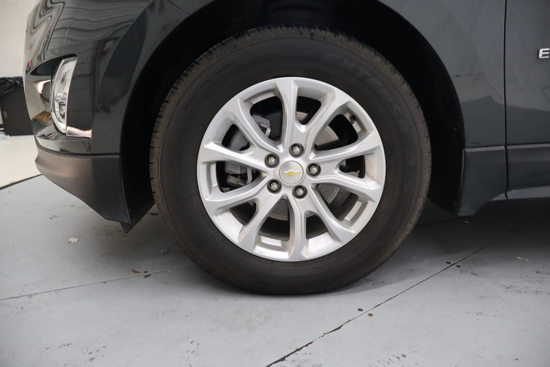 Used 2020 Chevrolet Equinox LS image 12