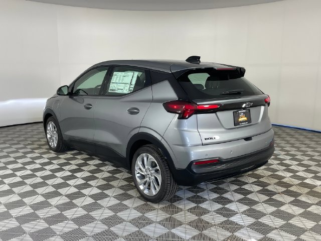 New 2027 Chevrolet Bolt LT w/ Comfort Package FWD image 17