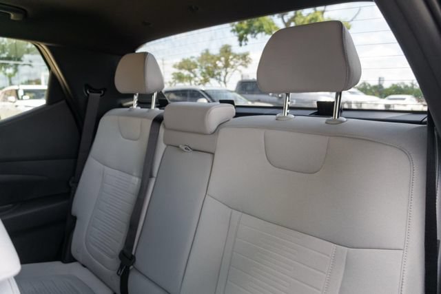 New 2025 Hyundai Santa Cruz SE FWD image 19