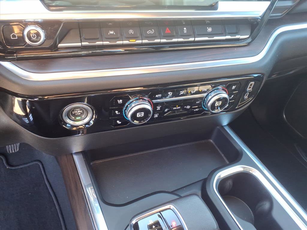 Used 2022 GMC Sierra 1500 SLT w/ SLT Convenience Package AWD/4WD image 32