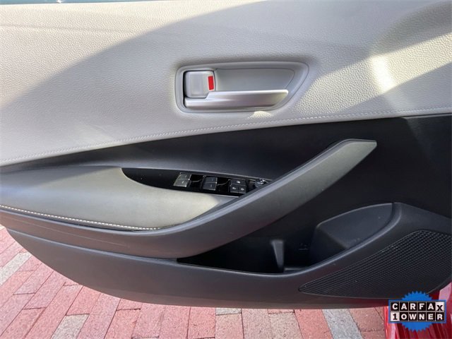Used 2022 Toyota Corolla SE image 11