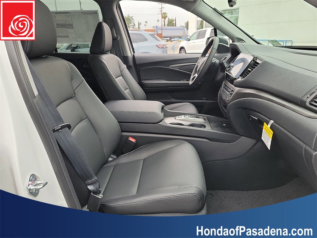New 2025 Honda Ridgeline RTL image 14
