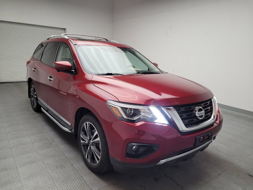 Used 2020 Nissan Pathfinder Platinum FWD image 13