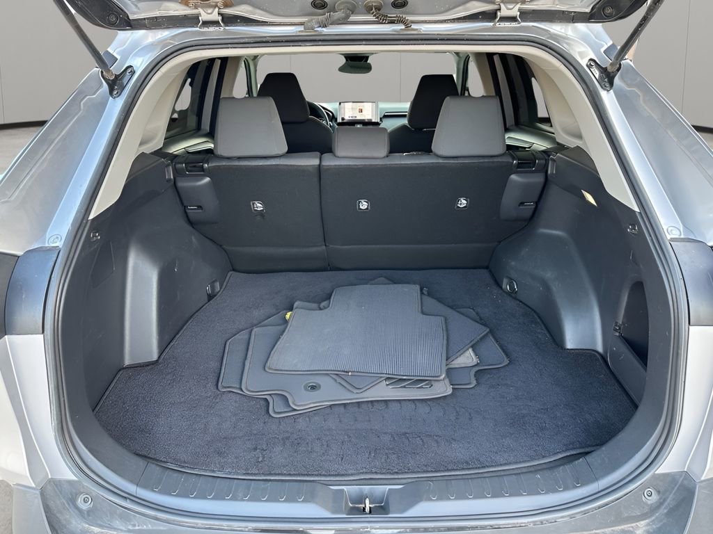 Used 2023 Toyota RAV4 XLE image 27