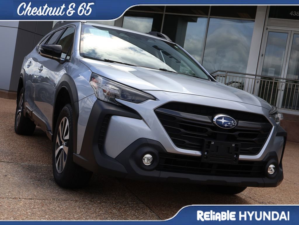 Used 2023 Subaru Outback Premium AWD/4WD image 7