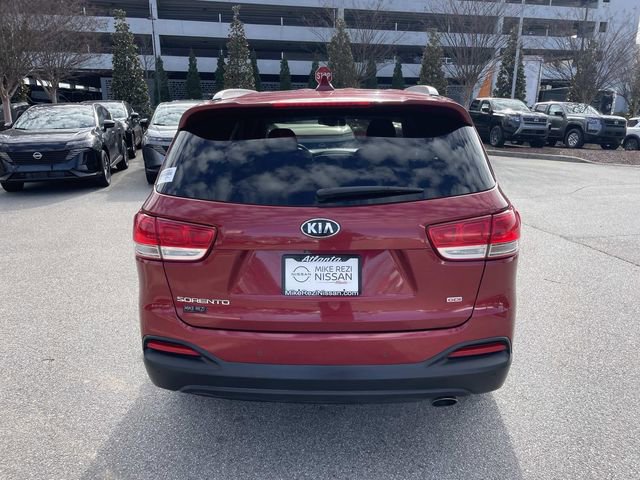 Used 2018 Kia Sorento LX image 4