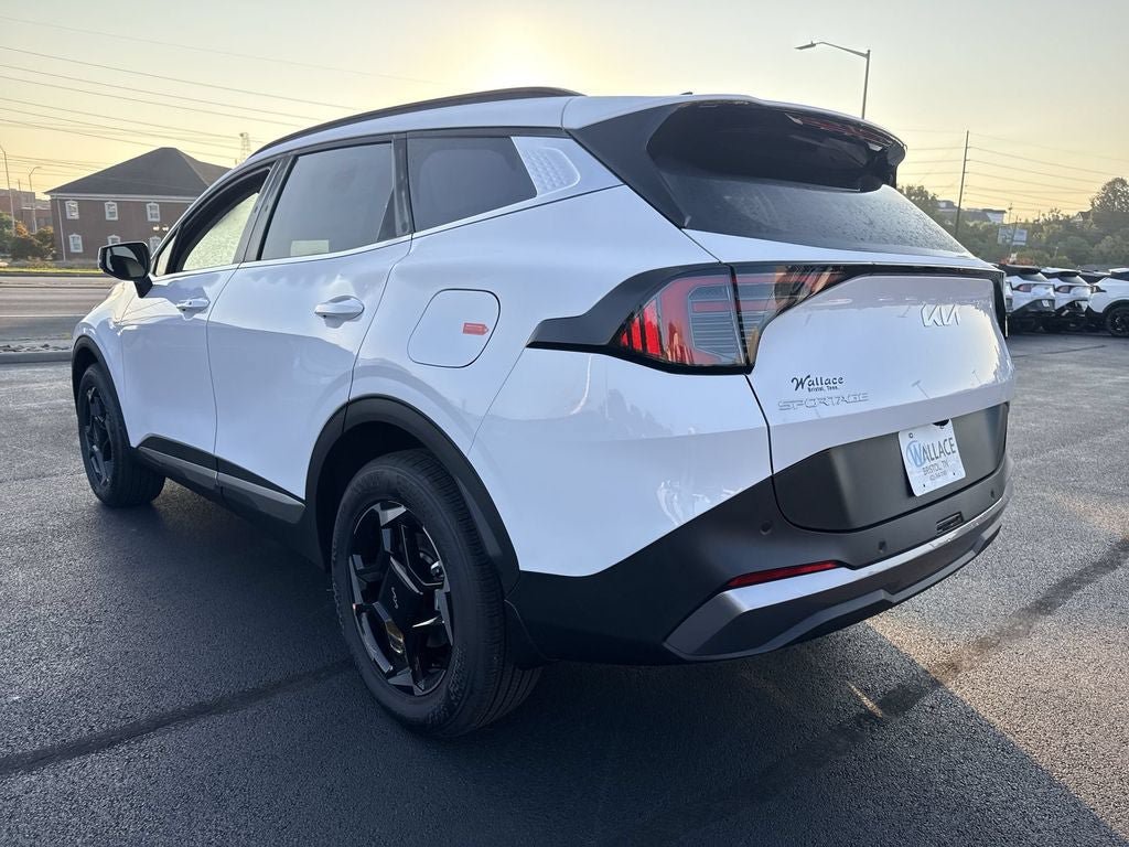New 2026 Kia Sportage EX AWD/4WD image 3