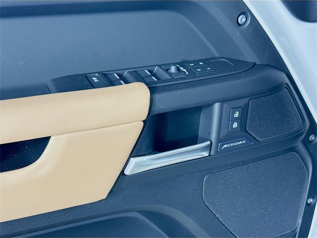 New 2026 Land Rover Defender 110 S image 20