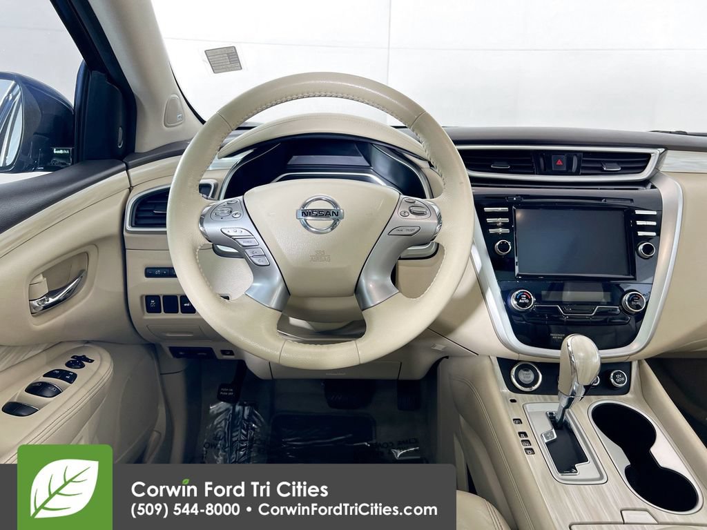 Used 2015 Nissan Murano Platinum w/ Platinum Technology Package FWD image 27