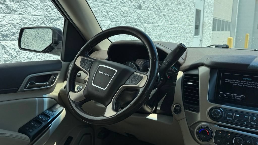 Used 2018 GMC Yukon XL Denali w/ Open Road Package AWD/4WD image 12