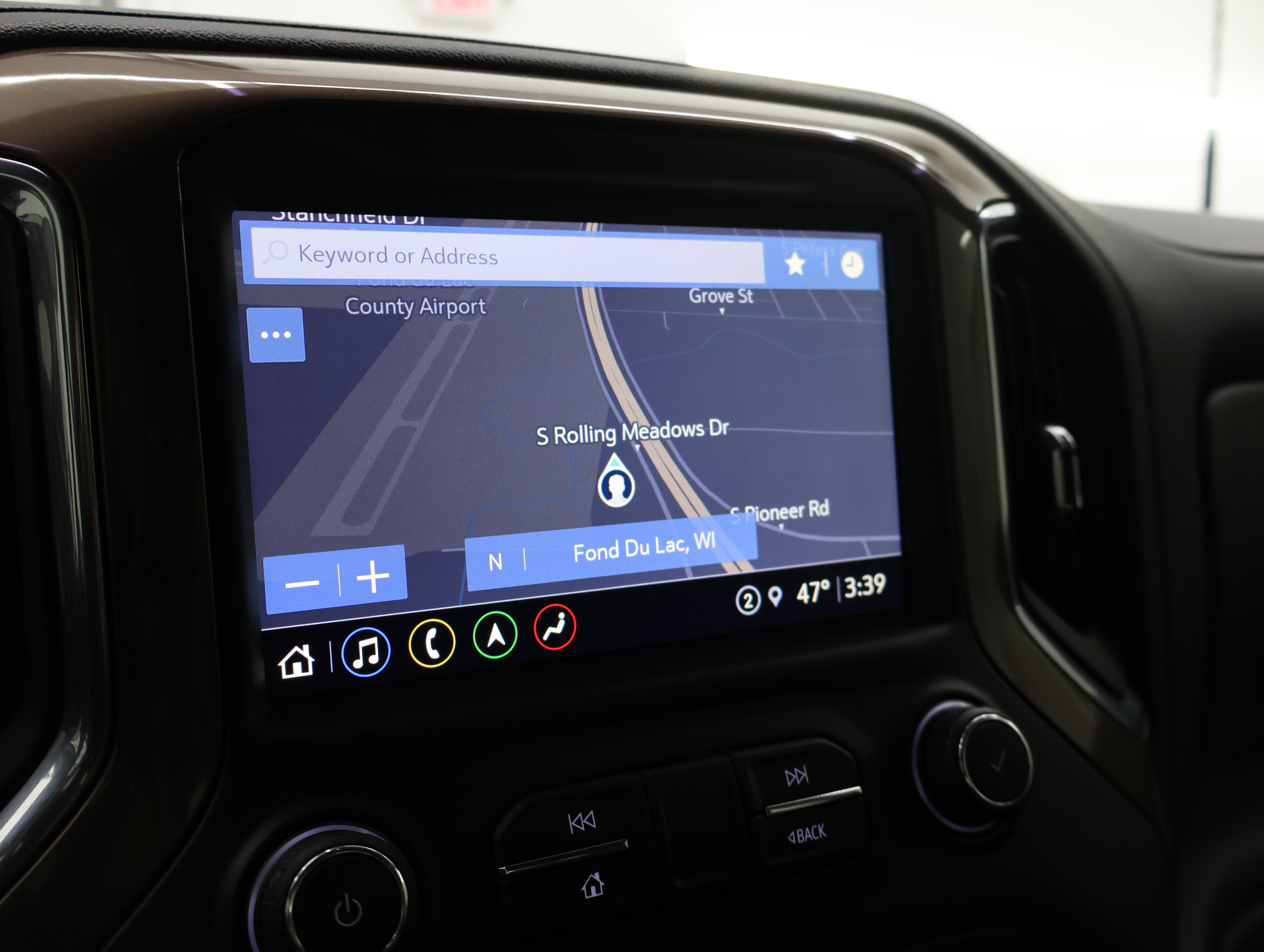 Used 2021 Chevrolet Silverado 2500 High Country w/ Z71 Off-Road Package image 11