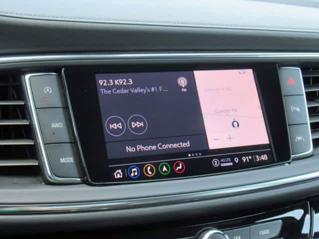 Used 2024 Buick Enclave Avenir w/ Avenir Technology Package image 19