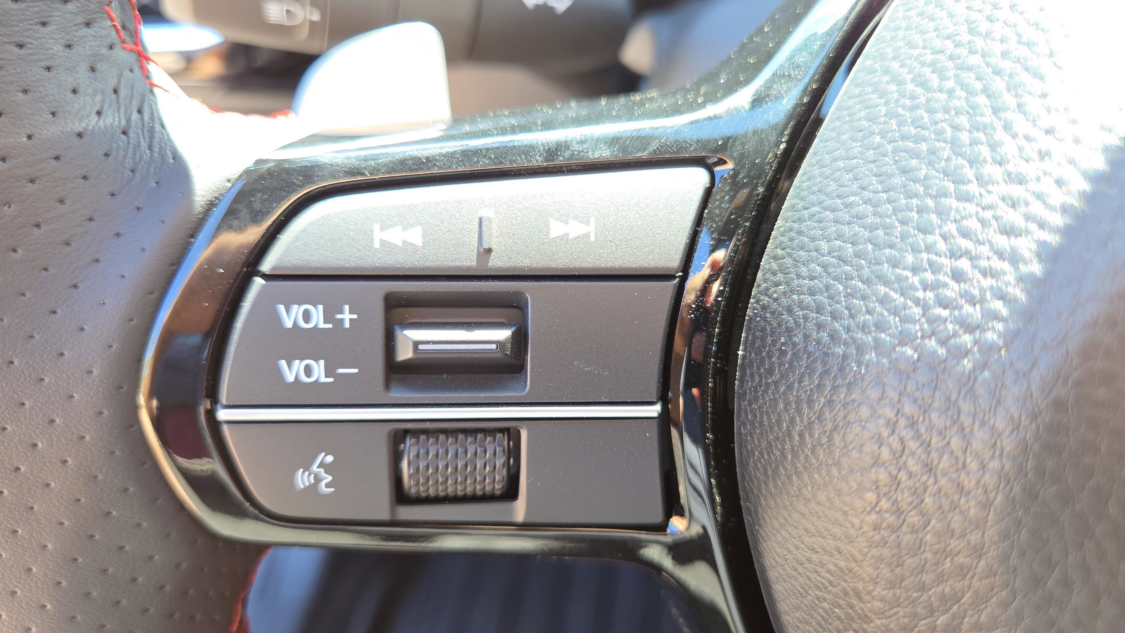 New 2026 Acura ADX A-Spec image 30