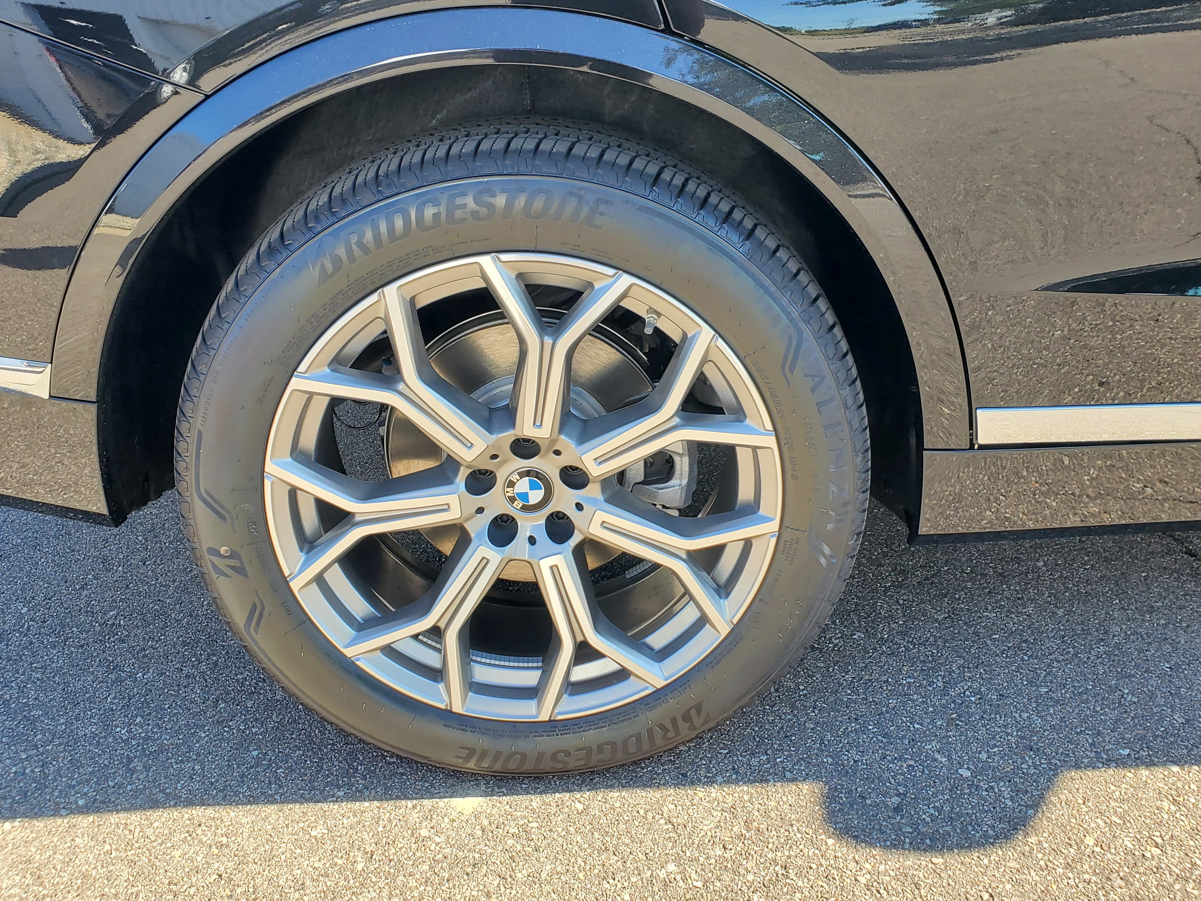 New 2027 BMW X7 xDrive40i w/ Executive Package AWD/4WD image 37