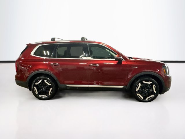 Certified 2024 Kia Telluride S w/ S Sunroof Package AWD/4WD image 8