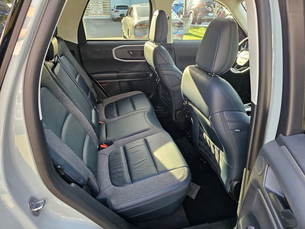 Used 2023 Ford Bronco Sport Outer Banks w/ Tech Package image 12