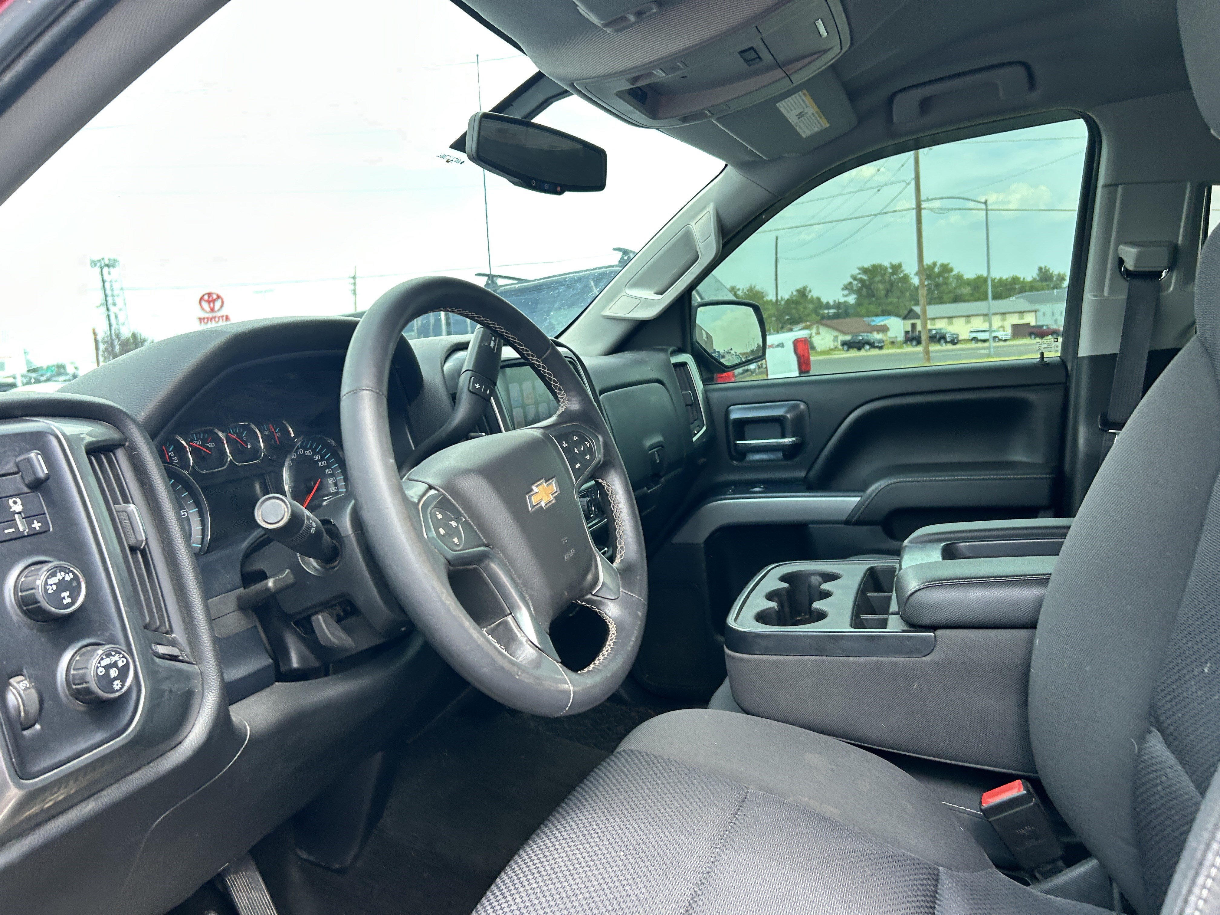 Used 2017 Chevrolet Silverado 1500 LT w/ All Star Edition AWD/4WD image 9