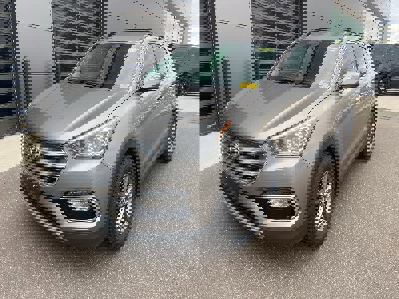 Used 2018 Hyundai Santa Fe Sport w/ 2.4L Value Package 02