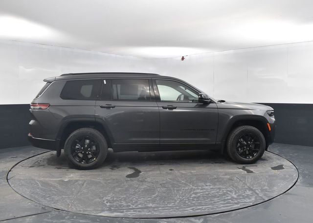 New 2026 Jeep Grand Cherokee L 4WD image 11