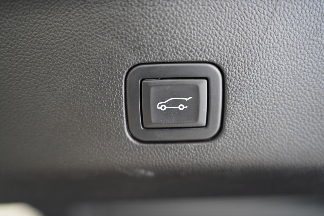 Used 2022 Chevrolet Tahoe RST w/ Sport Performance Package AWD/4WD image 36