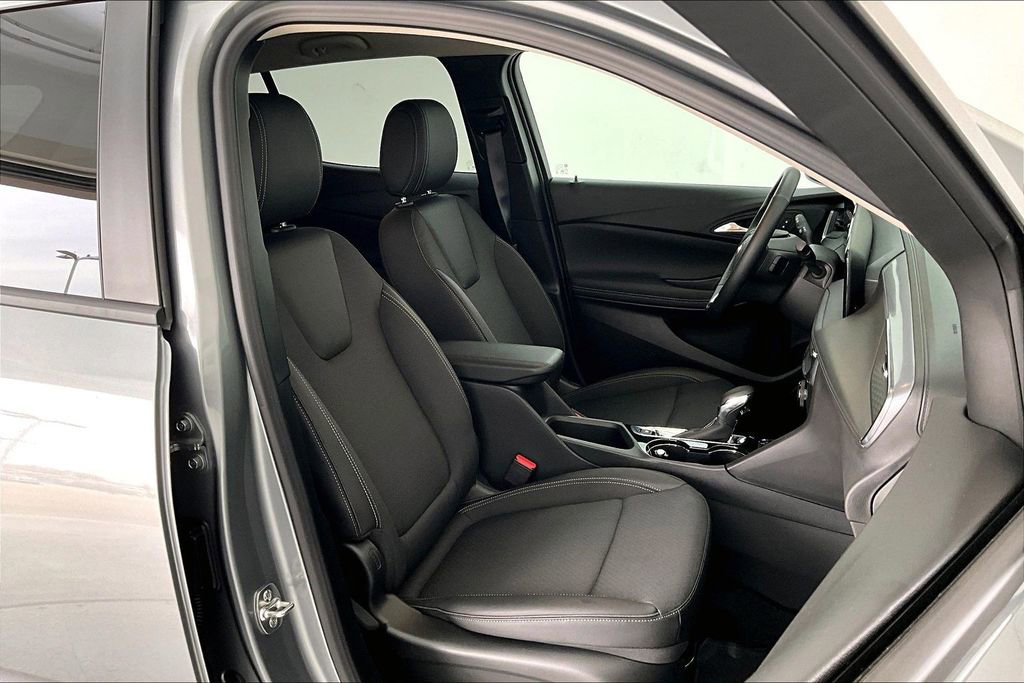 Used 2026 Buick Encore GX Preferred w/ Comfort Package image 10