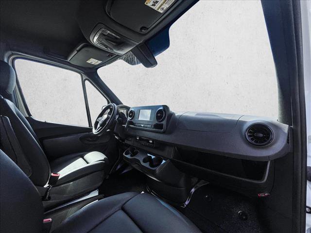 Used 2023 Mercedes-Benz Sprinter 2500 image 22