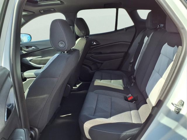 New 2026 Chevrolet Trax RS w/ Sunroof Package image 20