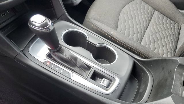 Used 2019 Chevrolet Equinox LT w/ Driver Convenience Package image 17