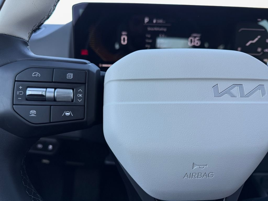 New 2026 Kia K4 GT-Line w/ GT-Line Sunroof Package image 25