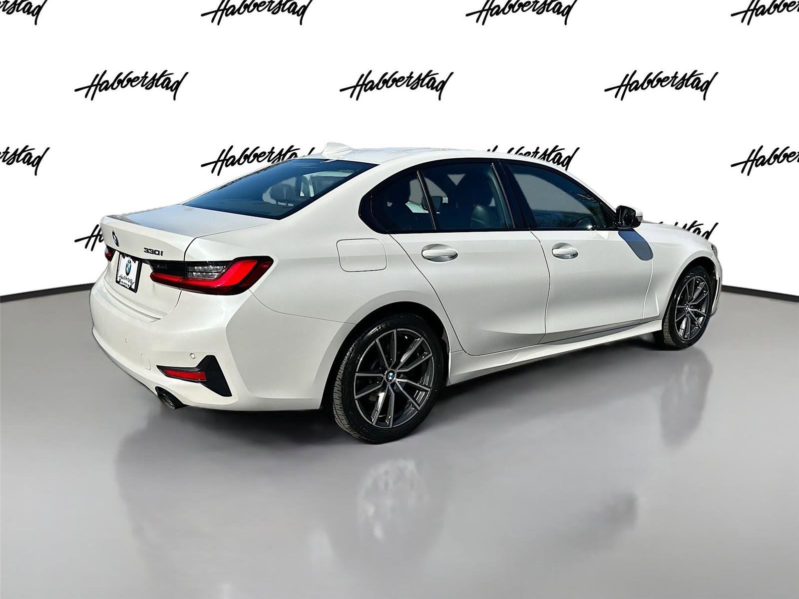 Used 2022 BMW 330i xDrive Sedan w/ Premium Package 2 image 5