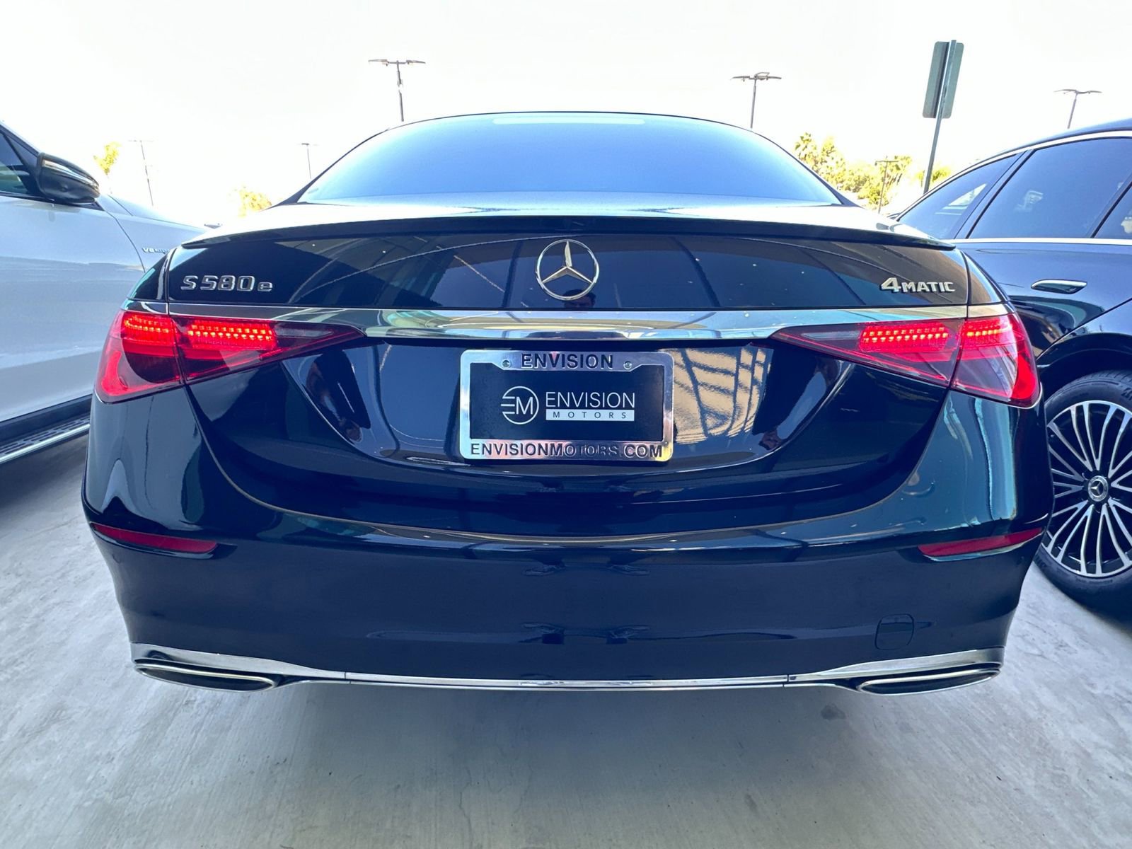 Used 2024 Mercedes-Benz S 580e 4MATIC Sedan image 4