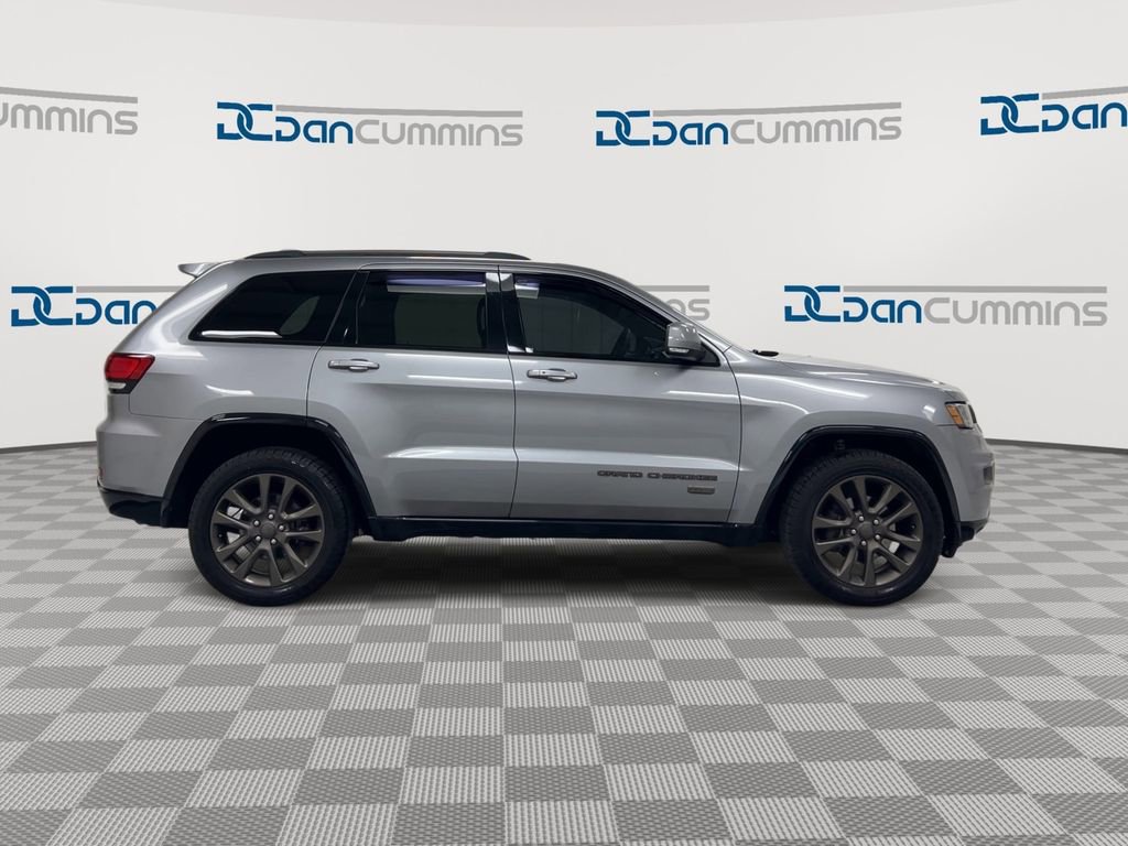 Used 2016 Jeep Grand Cherokee Limited 75th Anniversary AWD/4WD image 9