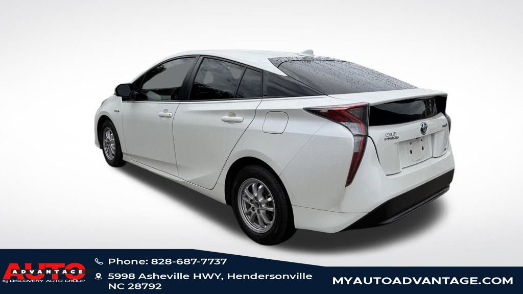 Used 2018 Toyota Prius Two FWD image 4
