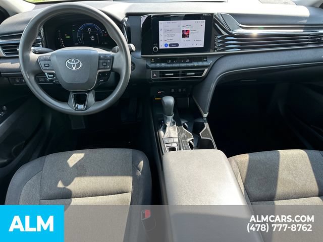 Used 2025 Toyota Camry LE FWD image 27