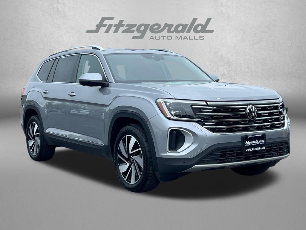Used 2025 Volkswagen Atlas SEL AWD/4WD image 1