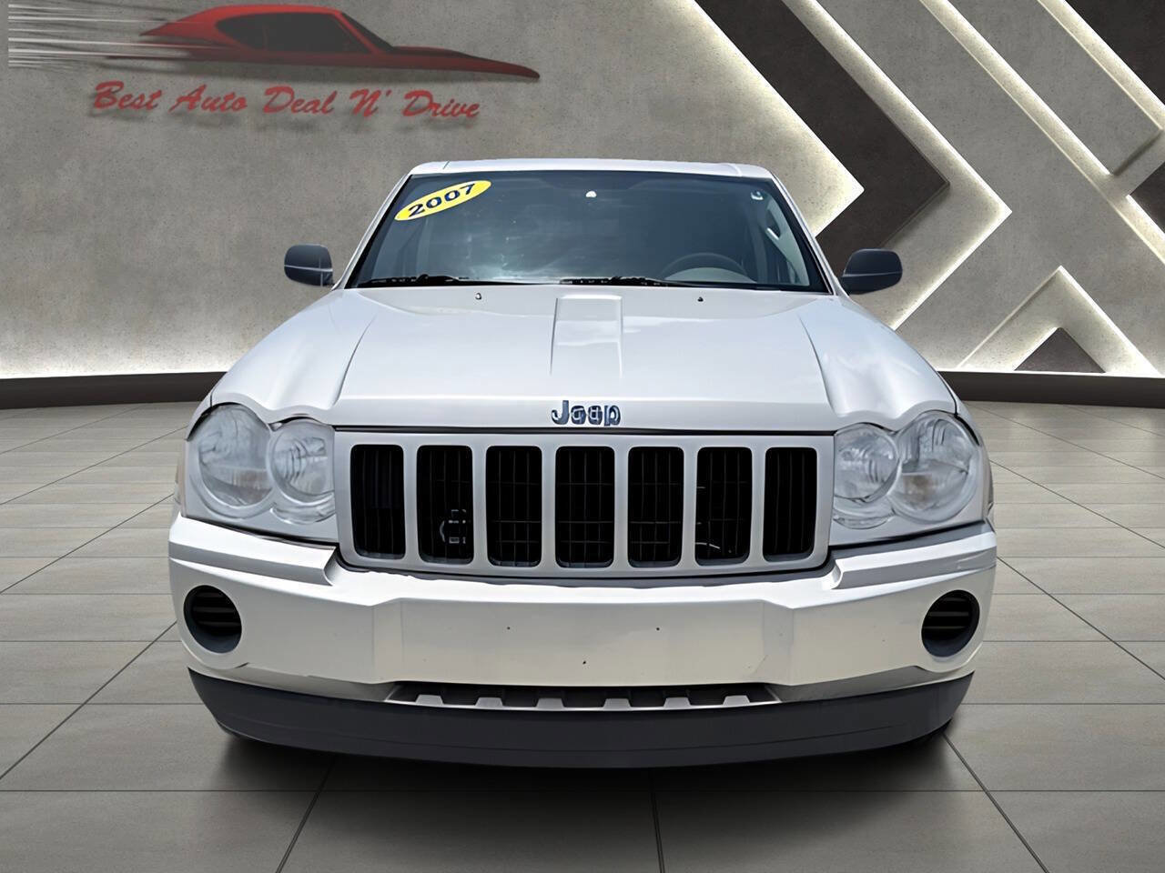 Used 2007 Jeep Grand Cherokee Laredo w/ Cargo Convenience Group RWD image 7