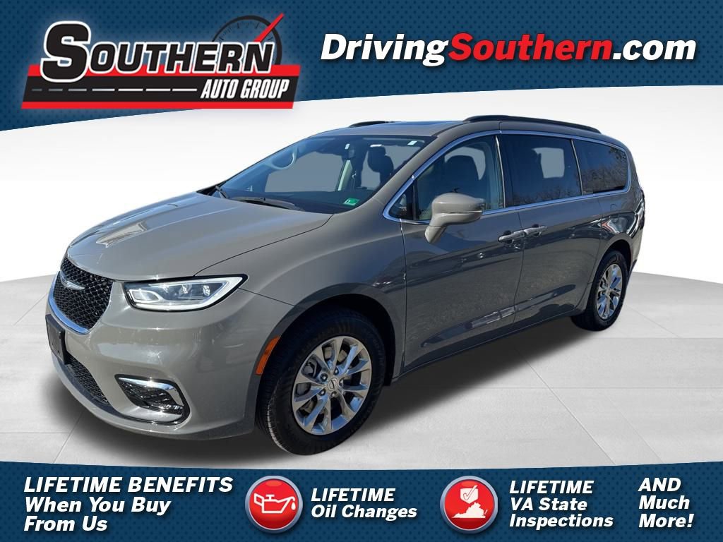 Used 2022 Chrysler Pacifica Touring-L image 1