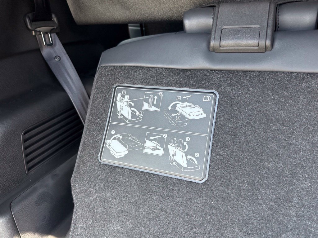 New 2026 Mitsubishi Outlander LE FWD image 11