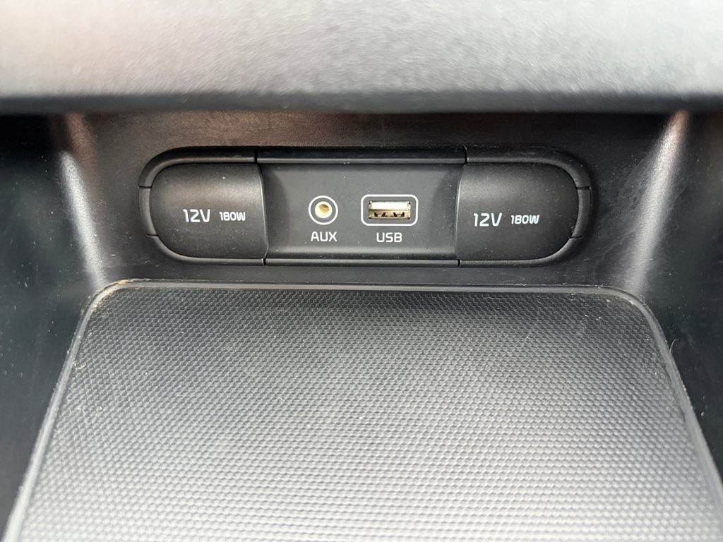 Used 2020 Kia Forte LXS image 27