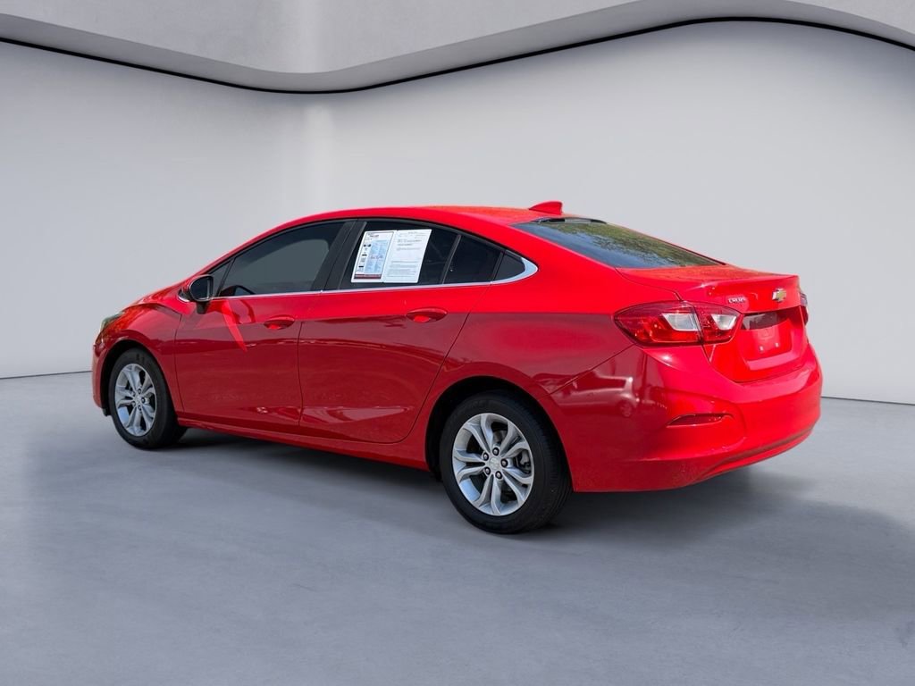 Used 2019 Chevrolet Cruze LT w/ LT Fleet Convenience Package FWD video 3