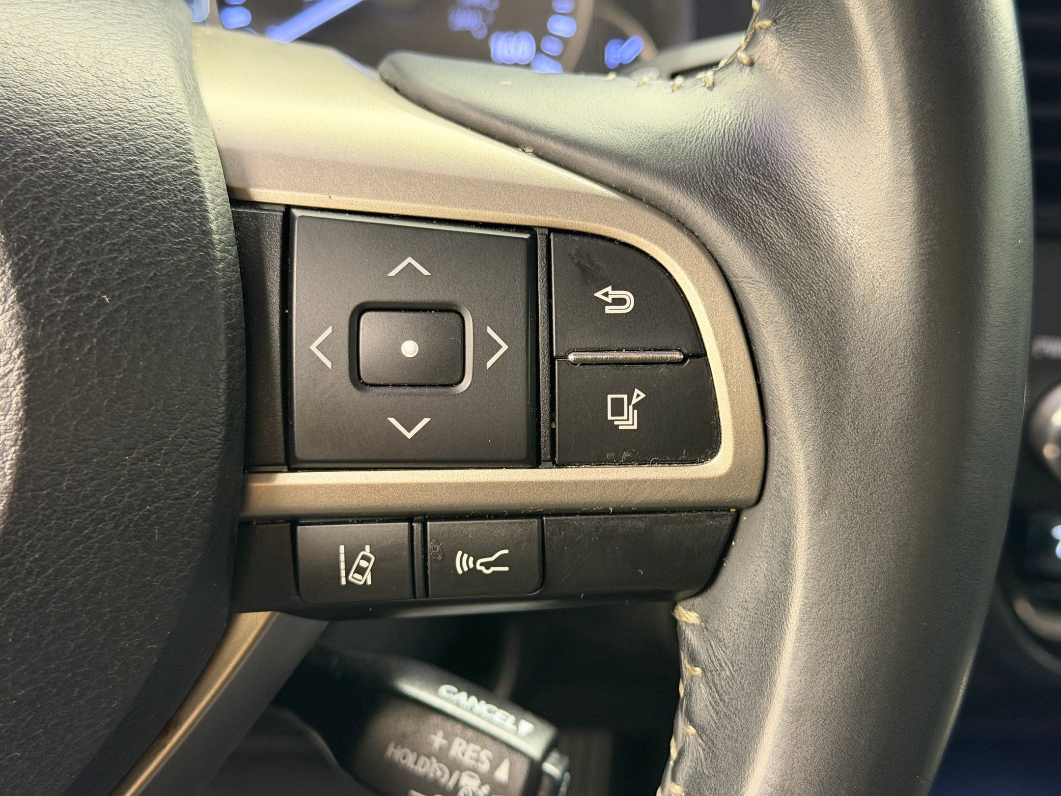 Used 2018 Lexus RX 350 FWD w/ Accessory Package image 22