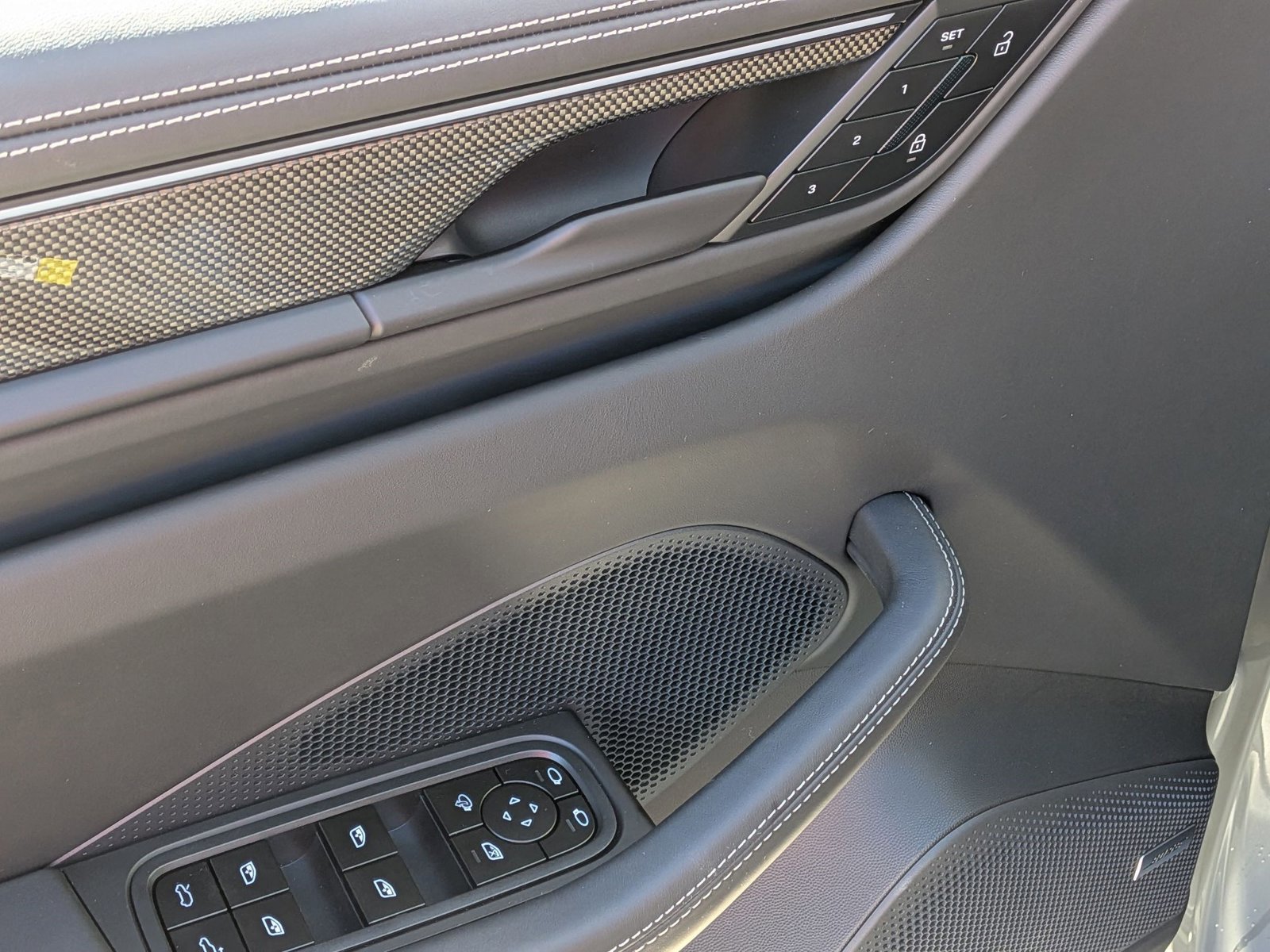 New 2025 Porsche Macan Turbo Electric image 14