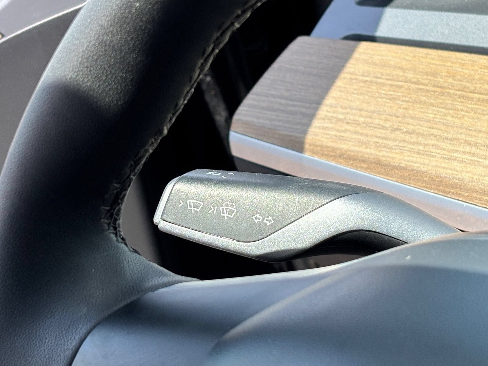 Used 2023 Tesla Model 3 Standard Range RWD image 21