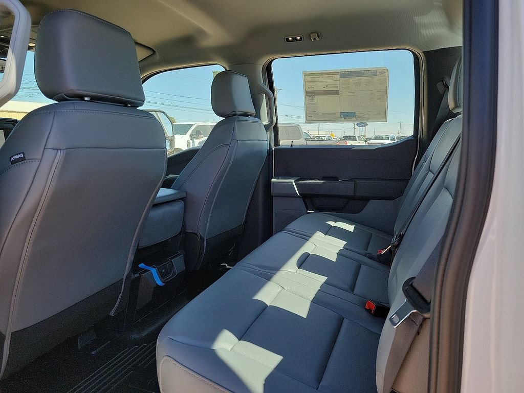 New 2026 Ford F250 XL w/ XL Off-Road Package AWD/4WD image 16
