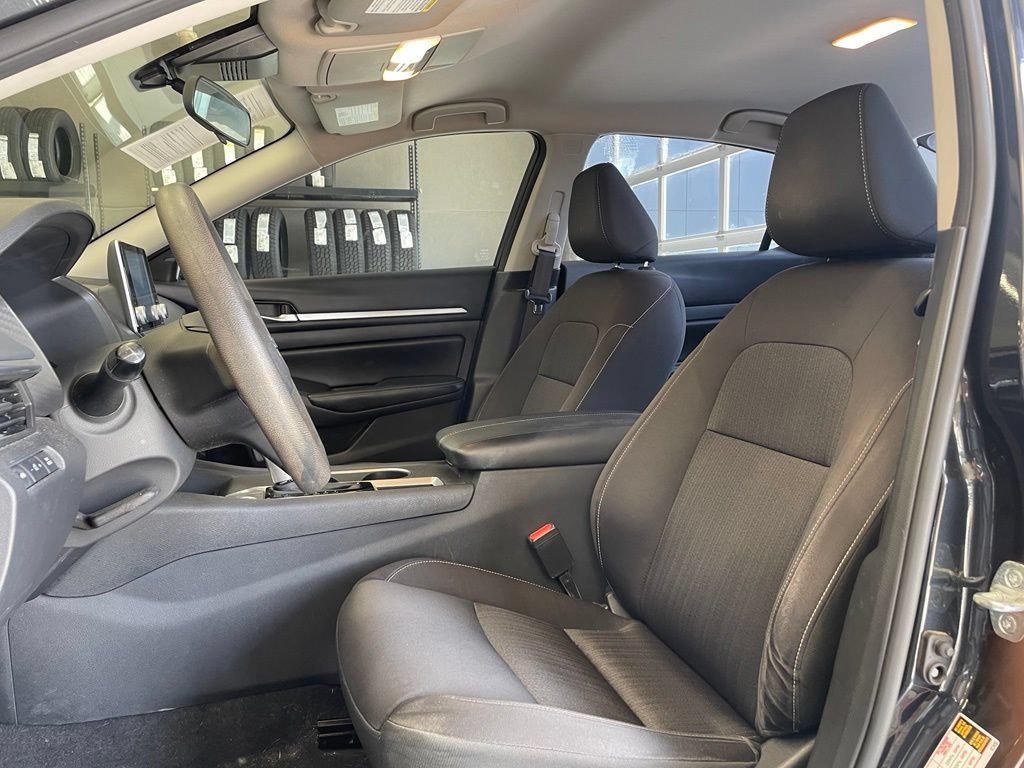 Certified 2022 Nissan Altima 2.5 SV FWD image 10